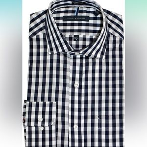 💙❤️Tommy Hilfiger / mens dress shirt / size large